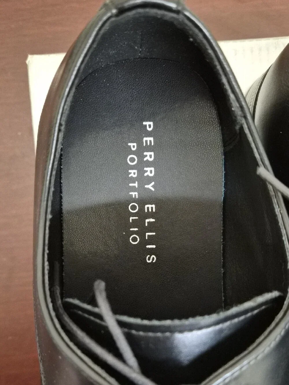 Perry Ellis Men’s Black Leather Dress Shoes Size 10